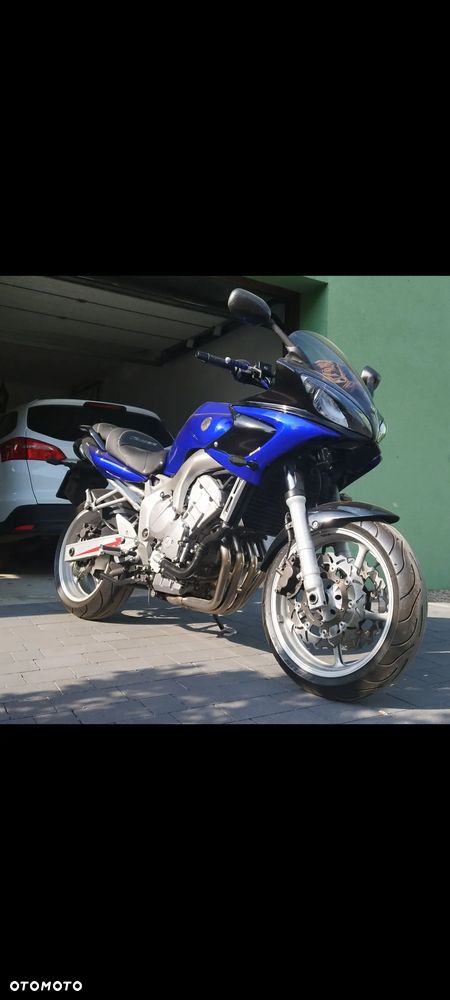 Yamaha FZ6 - 1