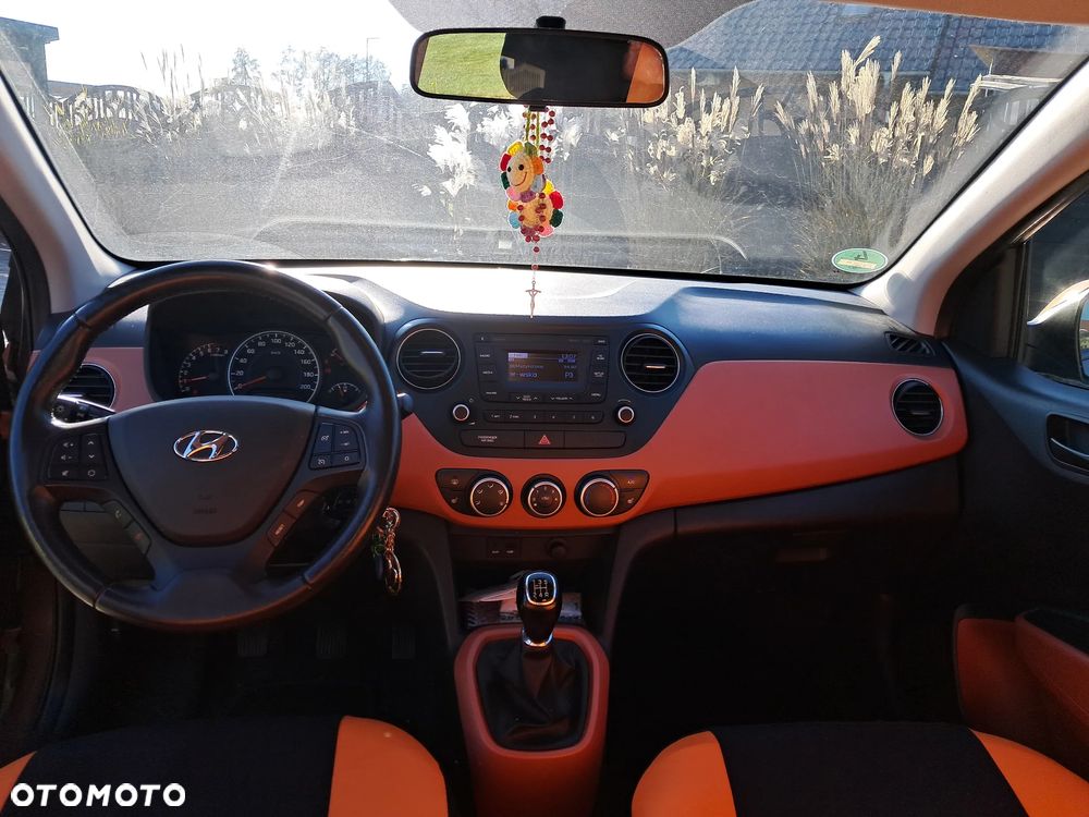 Hyundai i10 - 10