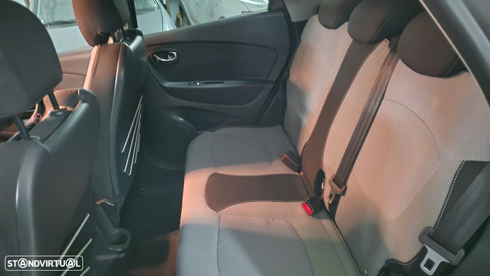 Renault Captur 1.5 dCi Exclusive - 12