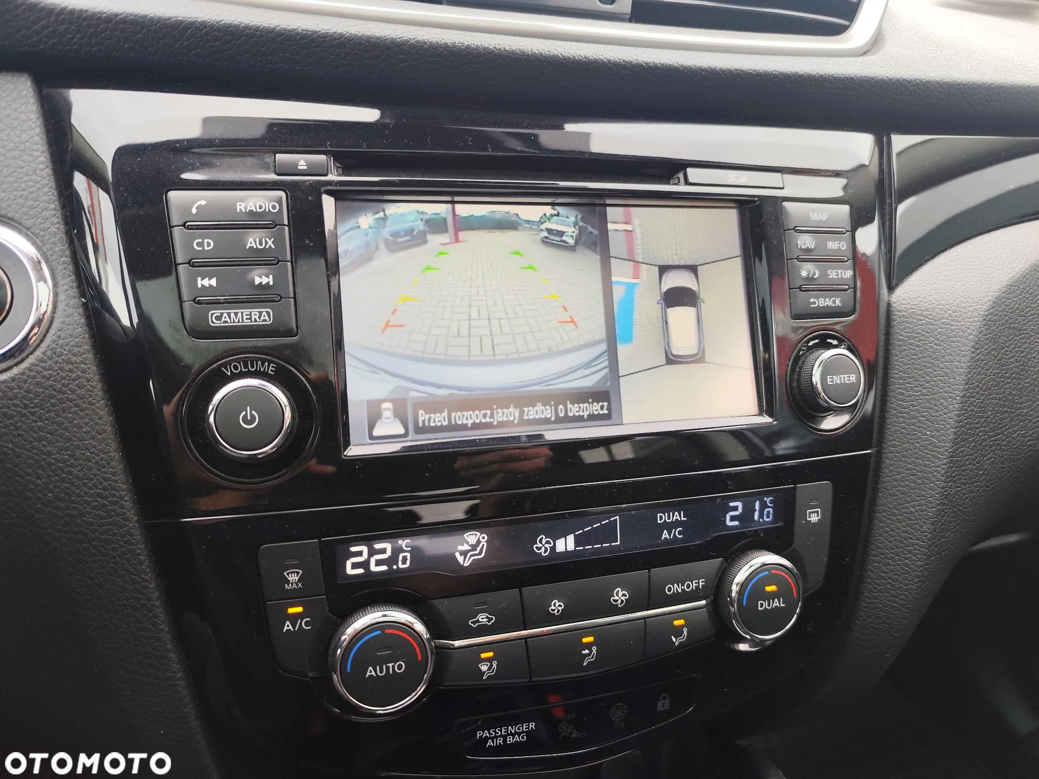 Nissan Qashqai 1.2 DIG-T N-Connecta EU6 - 17