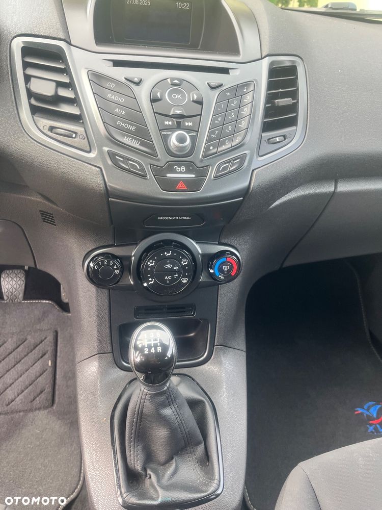 Ford Fiesta 1.4 Champions Edition - 15