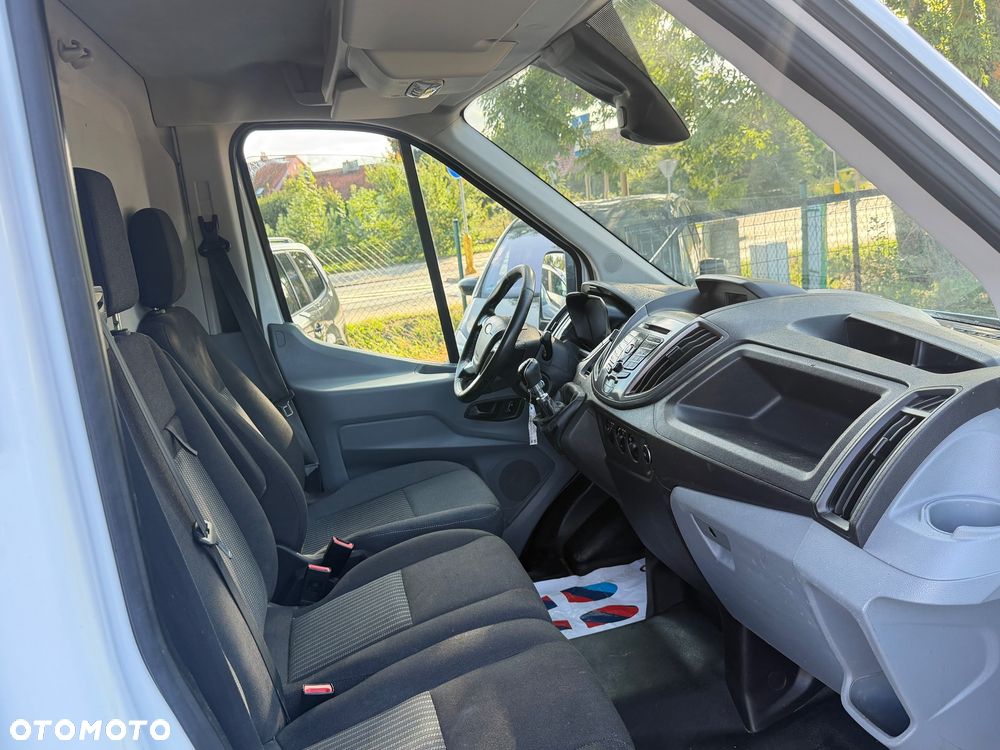 Ford Transit - 9