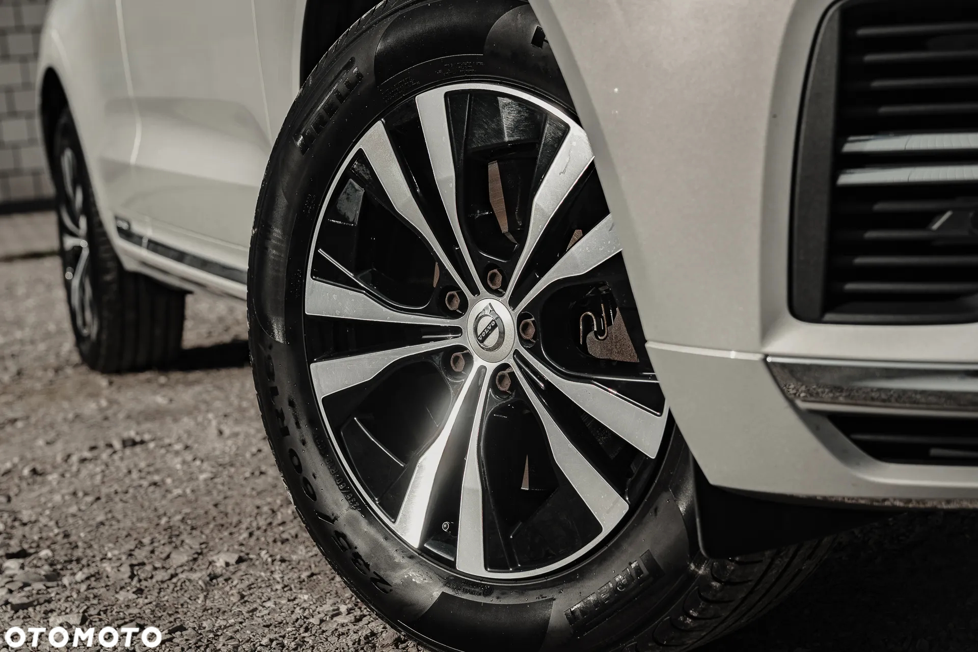 Volvo XC 60 T6 AWD Recharge Geartronic Inscription - 4