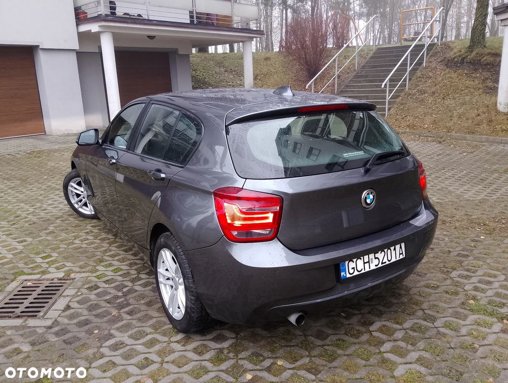 BMW Seria 1 118i Sport Line - 2
