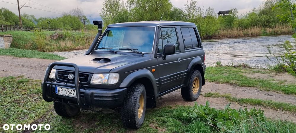 Hyundai Galloper - 1