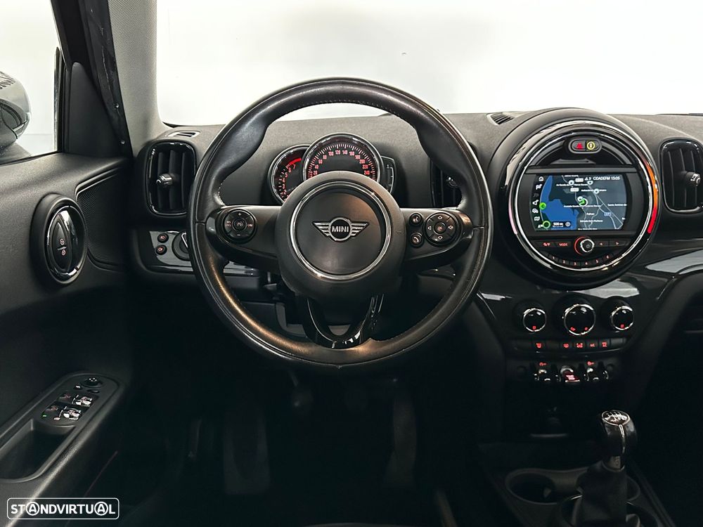 MINI Countryman One - 17
