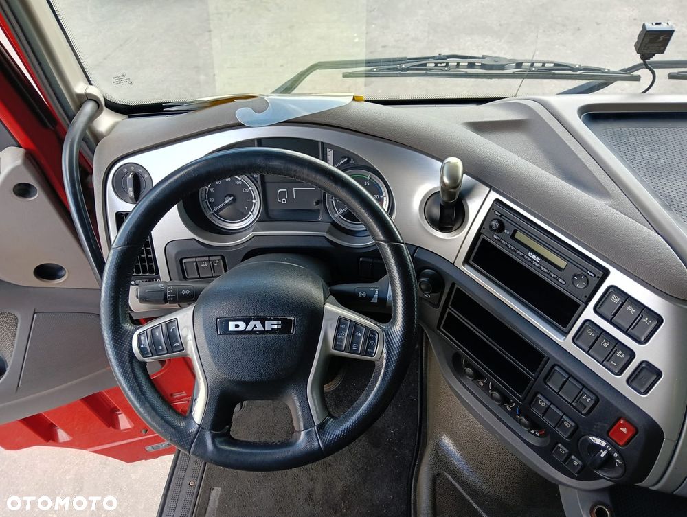 Licznik (Kierownica, Maska, Zderzak, Części Silnikowe) DAF XF 106 Euro 6 440 10.8 440 Km 2016 R - 8