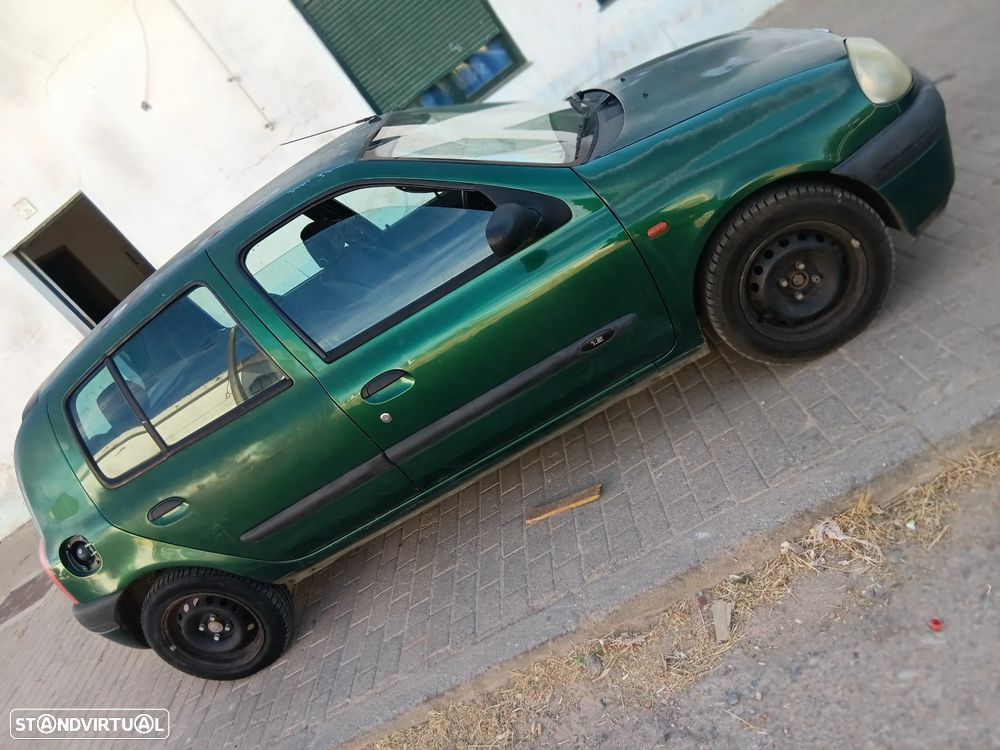 Renault Clio 1.2 - 3