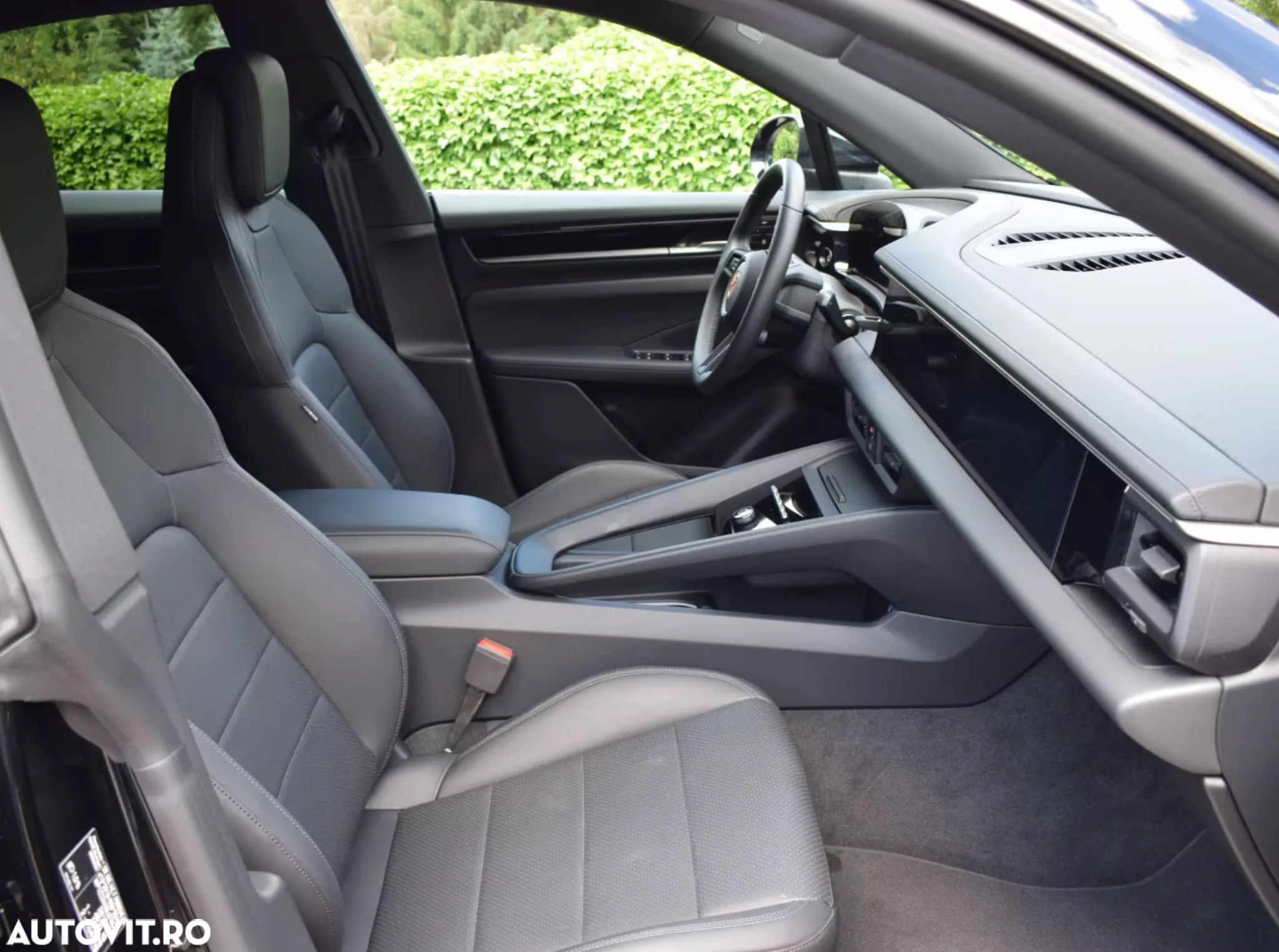 Porsche Macan 100 kWh - 11