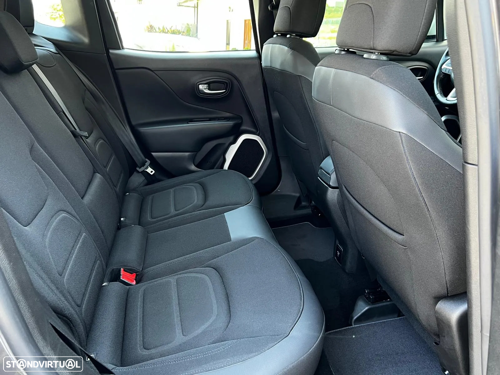 Jeep Renegade 1.6 MJD Limited - 50