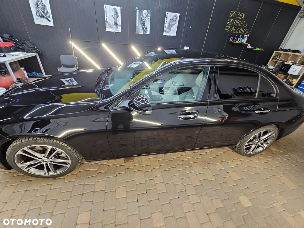 Mercedes-Benz Klasa C 220 d mHEV 4-Matic Avantgarde - 13