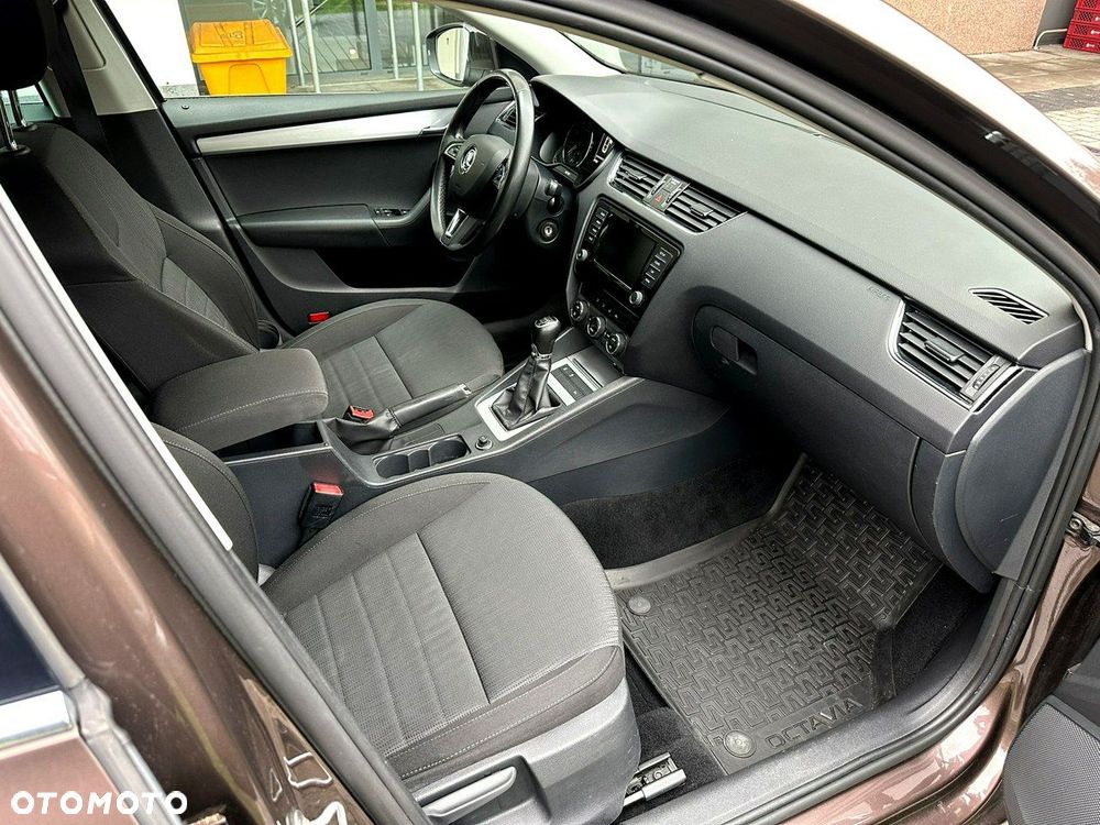 Skoda Octavia 1.4 TSI Style - 17