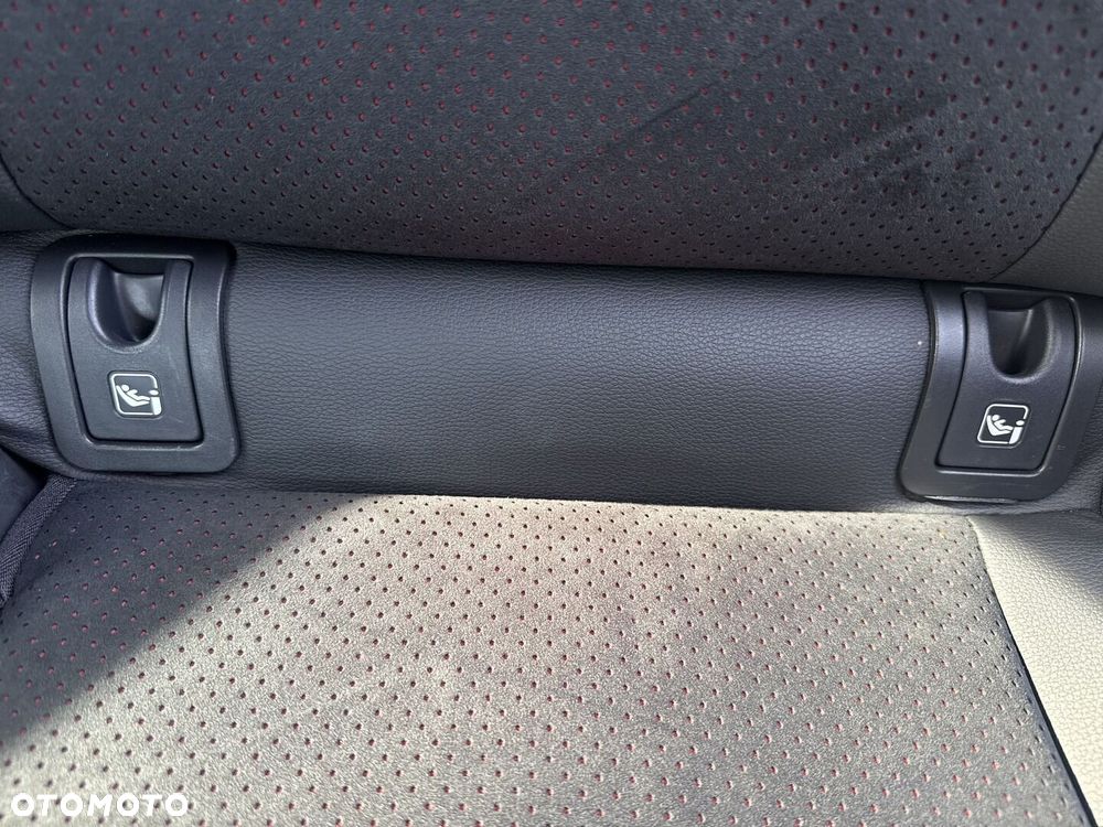 Toyota Yaris Cross Hybrid 1.5 GR Sport - 29
