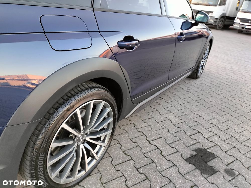Audi A4 Allroad - 11