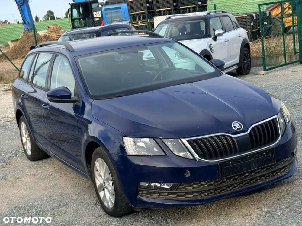 Skoda Octavia 1.6 TDI Style DSG - 1