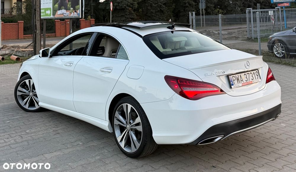 Mercedes-Benz CLA - 24