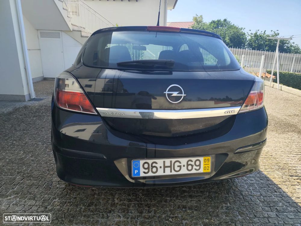 Opel Astra GTC 1.4 - 5