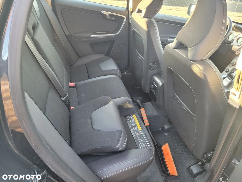 Volvo XC 60 D4 Geartronic Momentum - 10