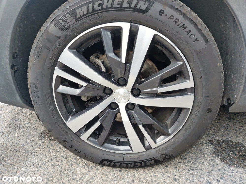 Peugeot 5008 1.5 BlueHDi Allure Pack S&S EAT8 - 11