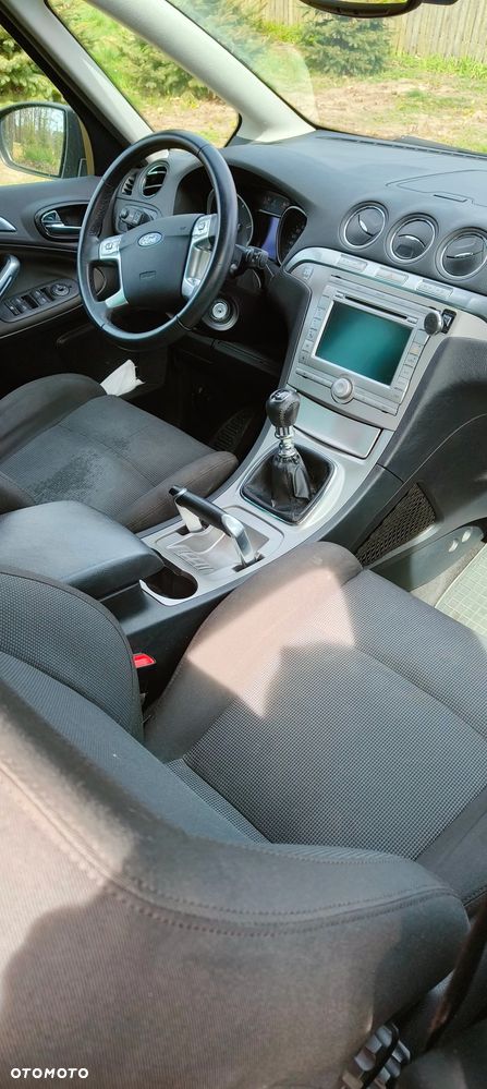 Ford S-Max 2.5 Titanium - 13