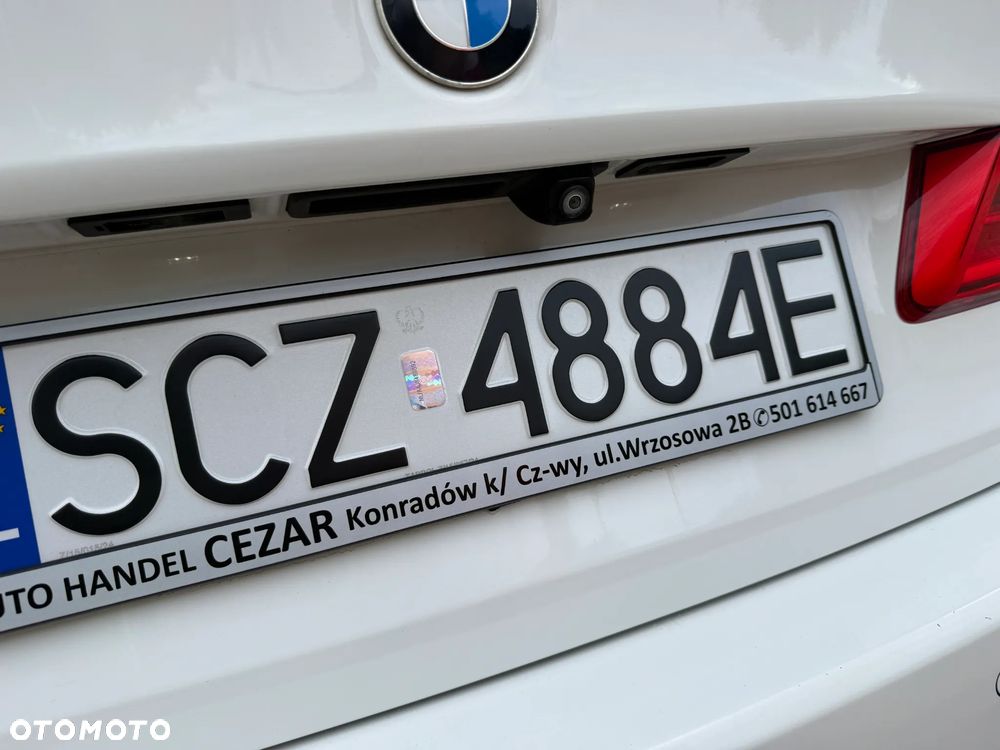 BMW Seria 5 520d xDrive M Sport sport - 31