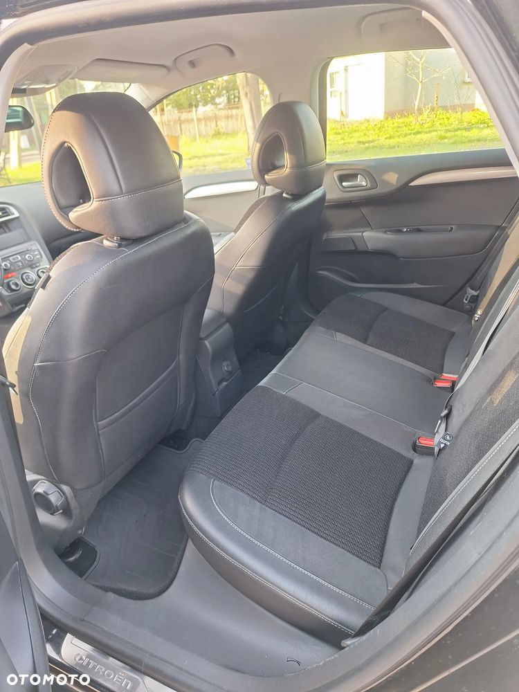 Citroën C4 1.6 e-HDi Exclusive MCP - 8
