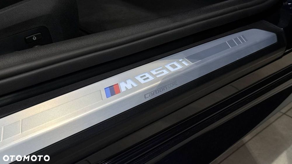 BMW Seria 8 - 39