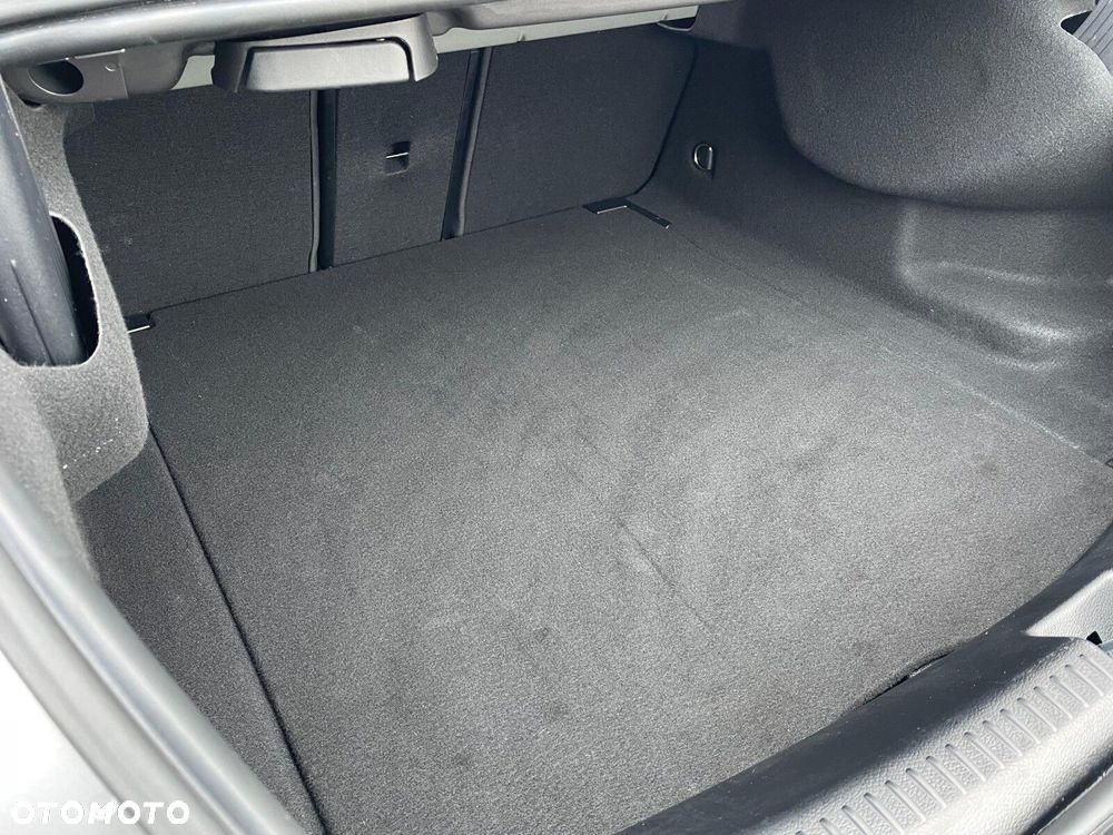 Mercedes-Benz CLA - 19