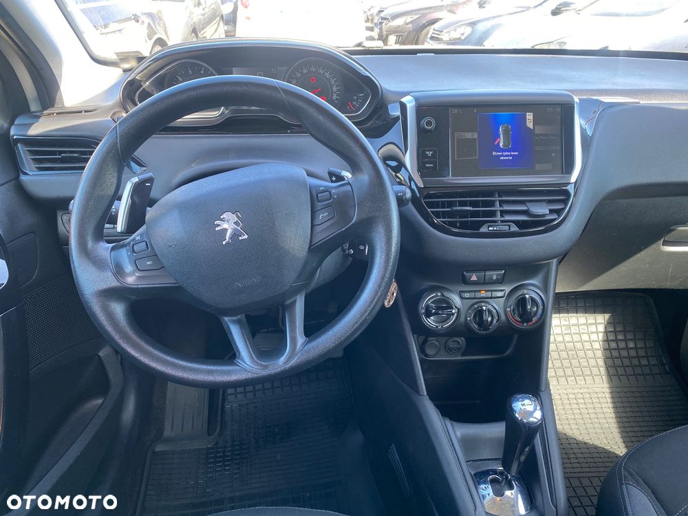 Peugeot 208 1.2 PureTech Active ETG5 - 8