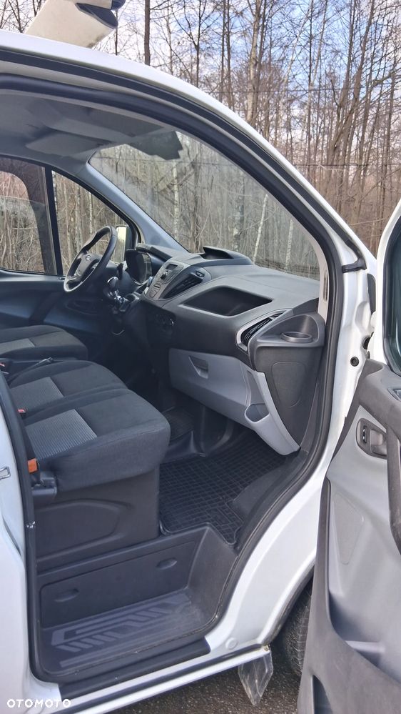 Ford Transit Custom - 13