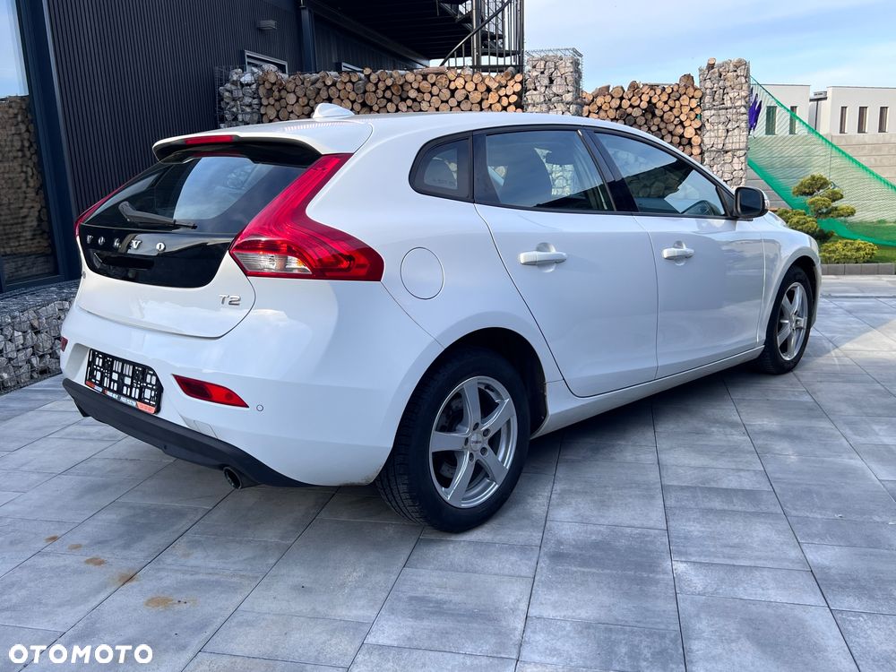 Volvo V40 T2 - 6