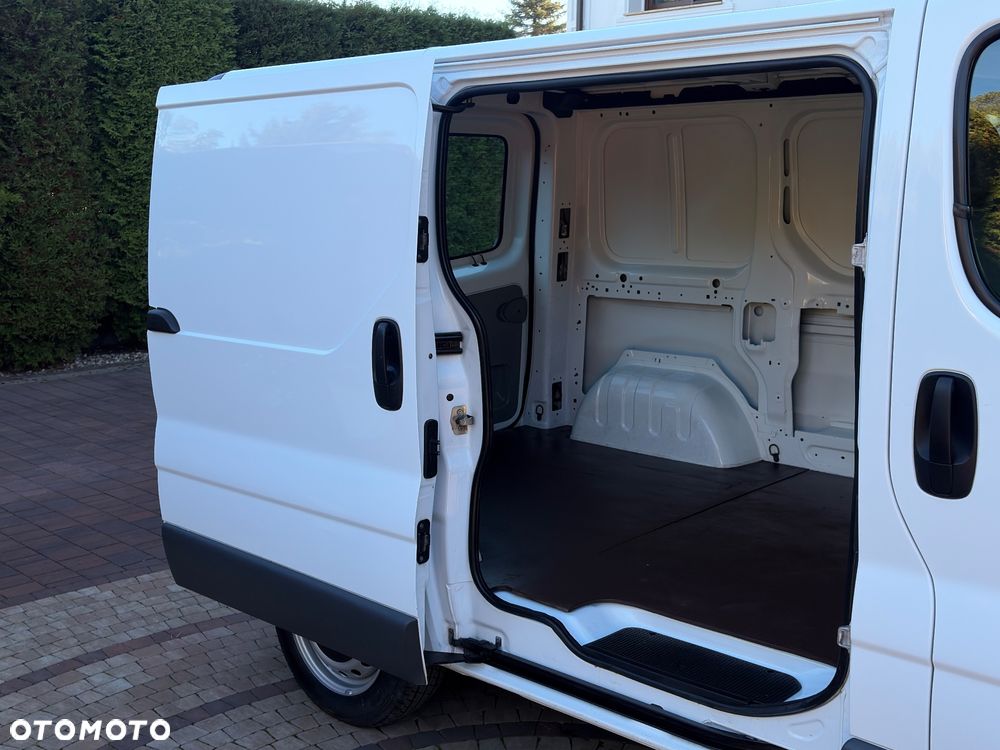 Opel Vivaro - 30