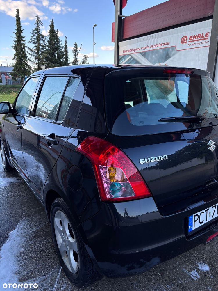 Suzuki Swift - 3