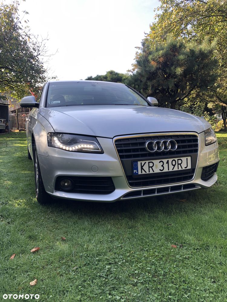 Audi A4 Limousine