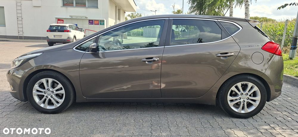 Kia Ceed 1.6 GDI L - 29