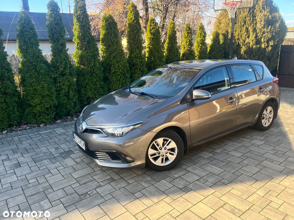 Toyota Auris Hybrid 135 Comfort - 1