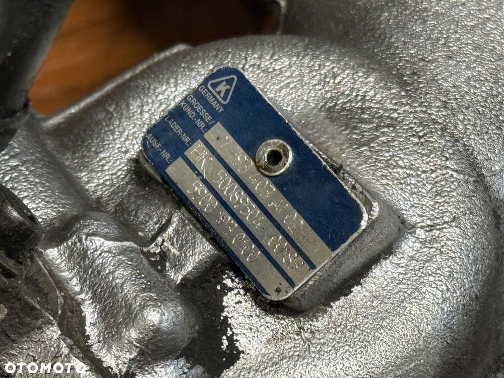Turbosprężarki 535d 272KM komplet do regeneracji e60 e61 - 3