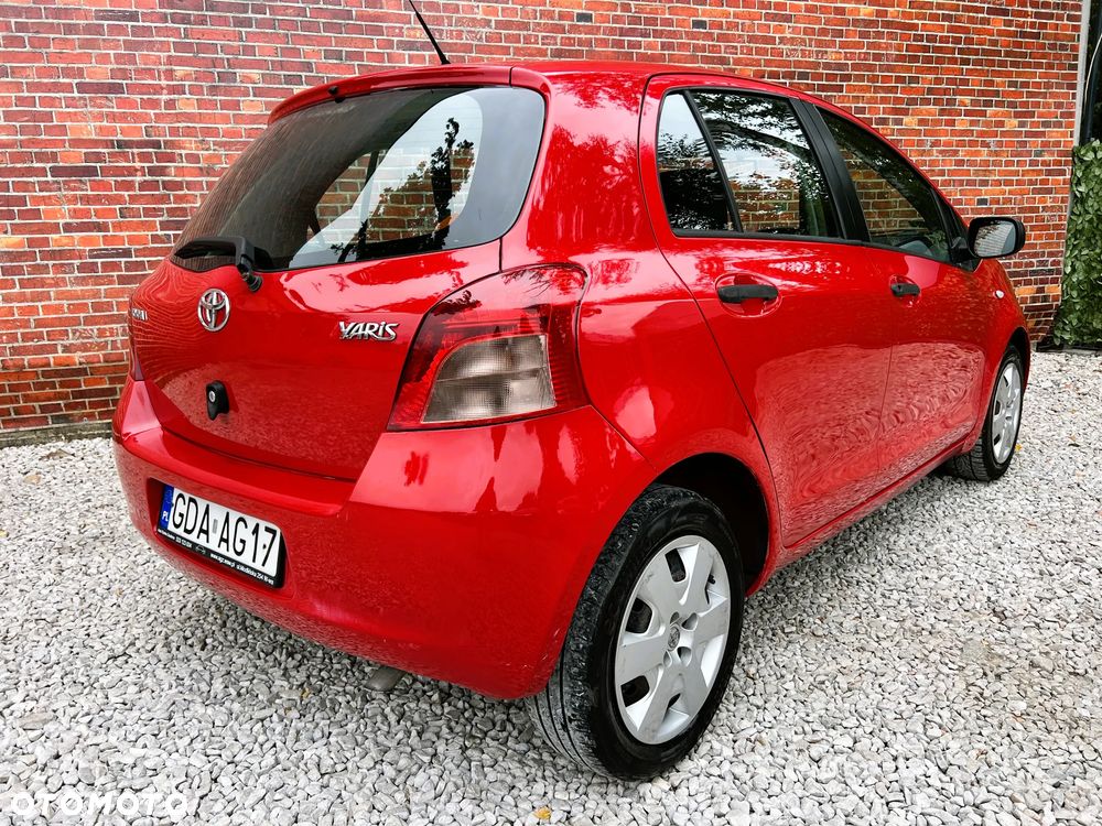 Toyota Yaris - 5