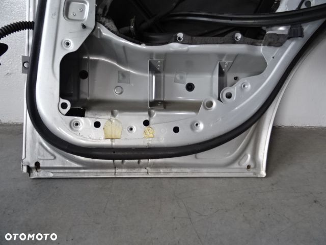 DRZWI PRAWY TYŁ PRAWE TYLNE AUDI A2 HB 5D LAK:LY7W NR751 - 10