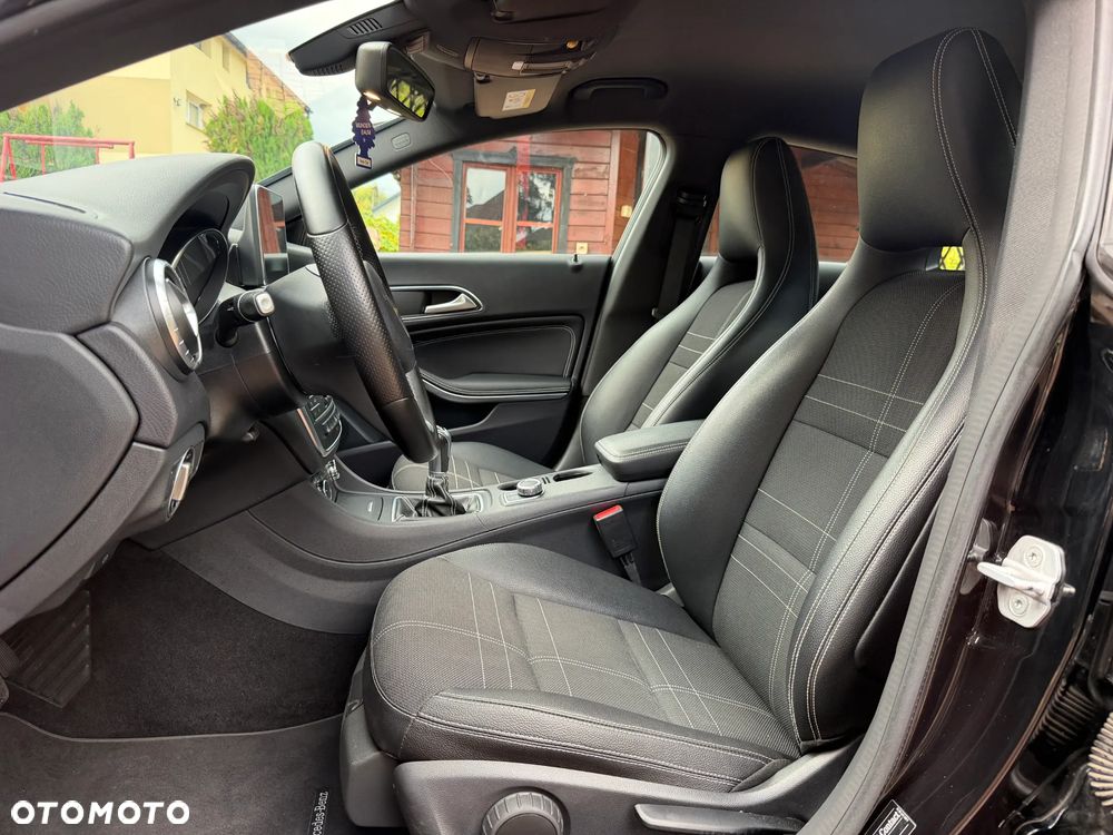 Mercedes-Benz CLA 2015
