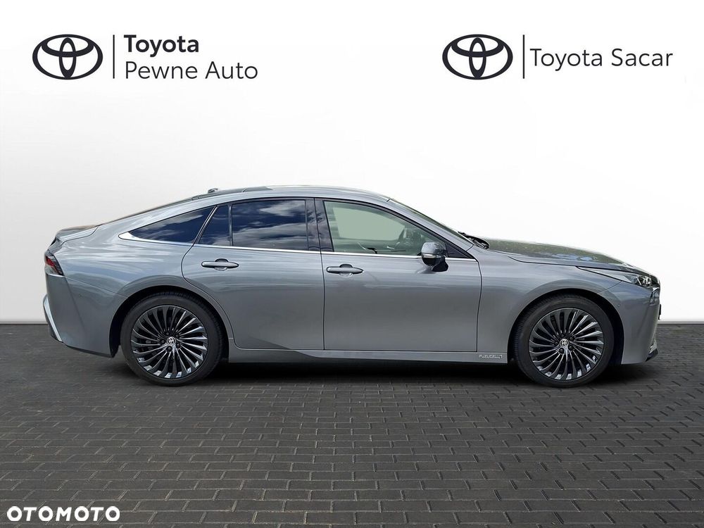 Toyota Mirai - 6