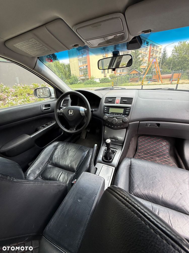 Honda Accord 2.0 Comfort - 18
