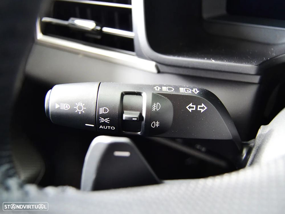 Mitsubishi Outlander 2.4 PHEV Instyle - 35