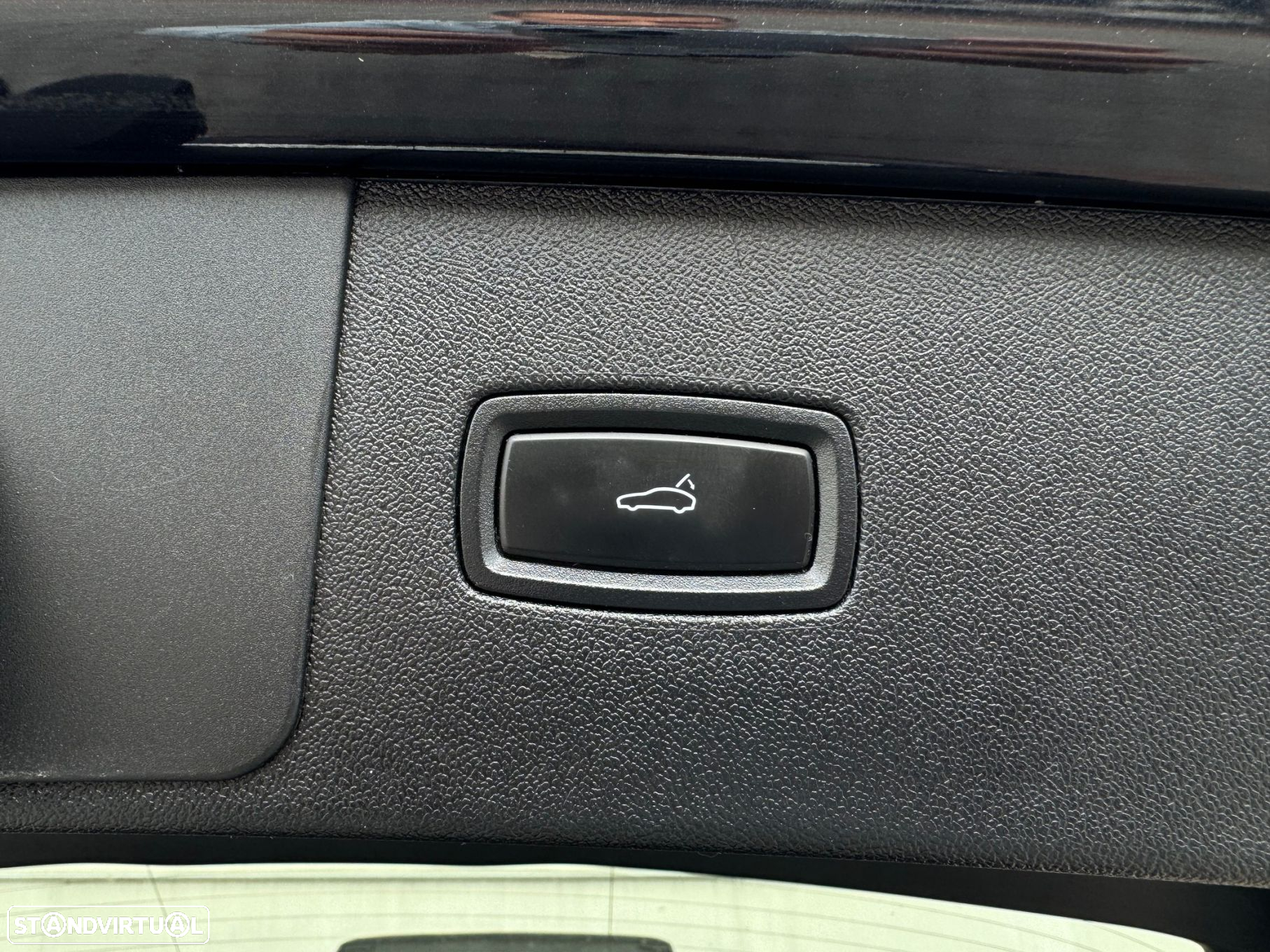 Porsche Cayenne E-Hybrid Tiptronic S - 40