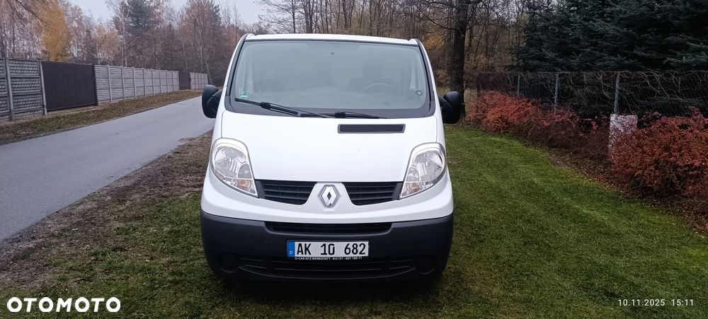 Renault Trafic - 1
