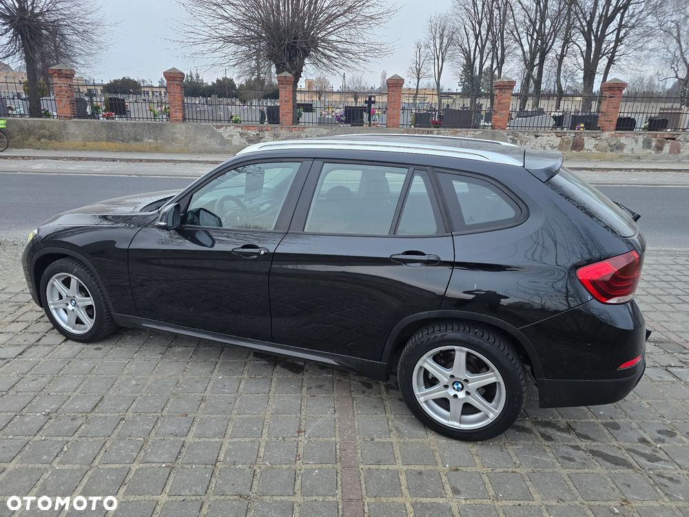 BMW X1 sDrive18d xLine - 8