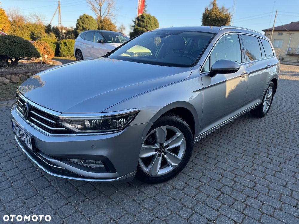 Volkswagen Passat Variant 2.0 TDI EVO Elegance DSG - 2