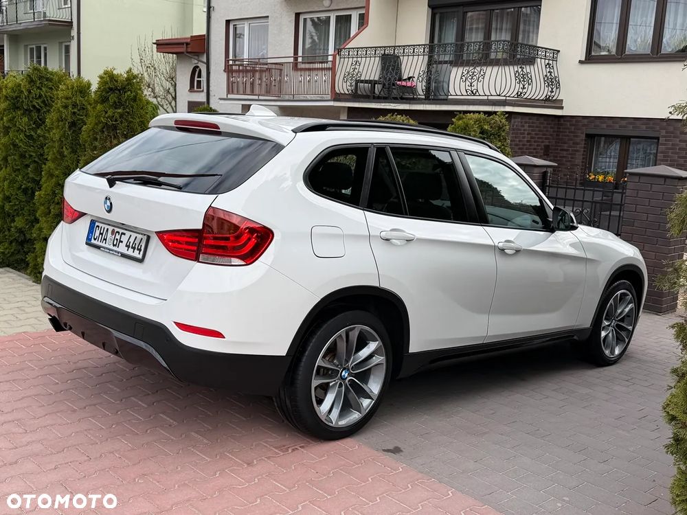 BMW X1 xDrive20d Sport Line - 9