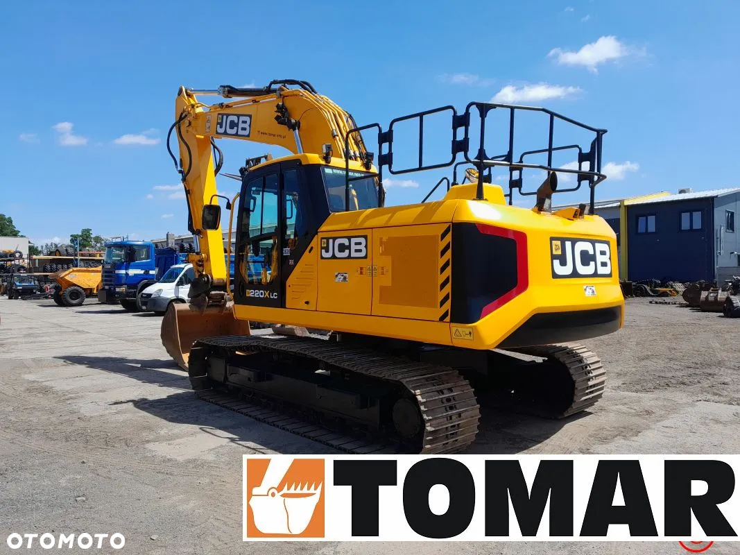JCB 220X - 6