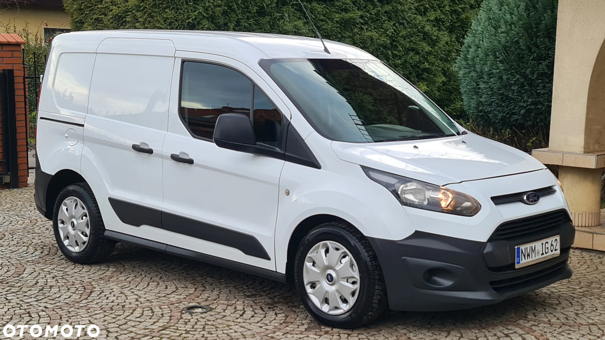 Ford TRANSIT CONNECT KLIMATYZACJA WEBASTO HAK PIĘKNY - 8